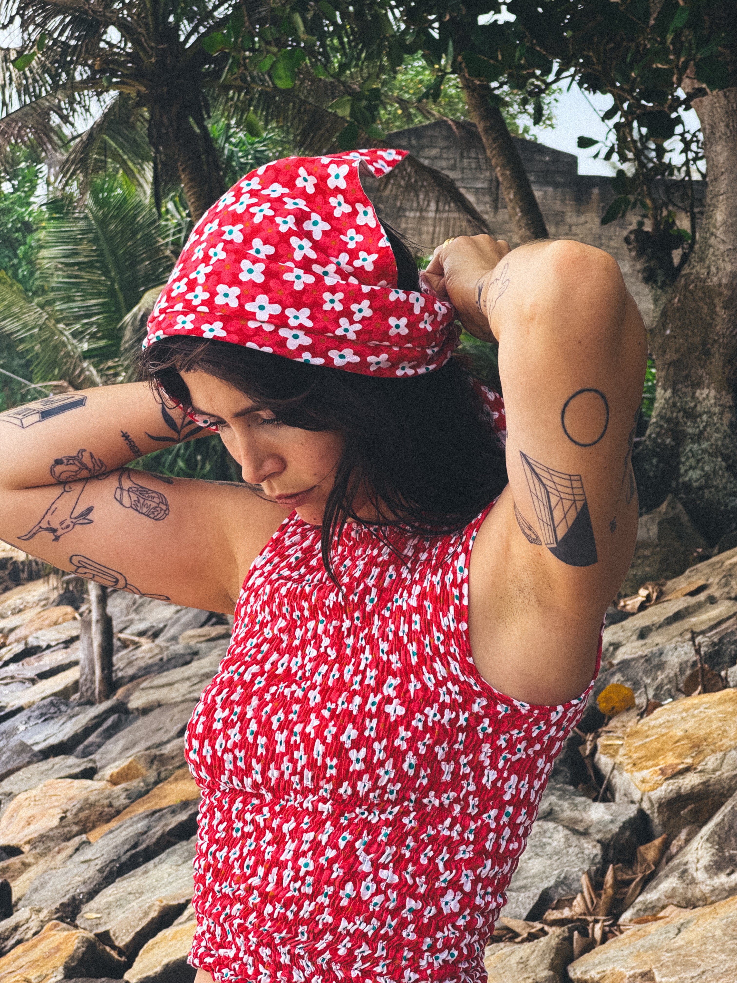 Red Flower Power Full Capsule set